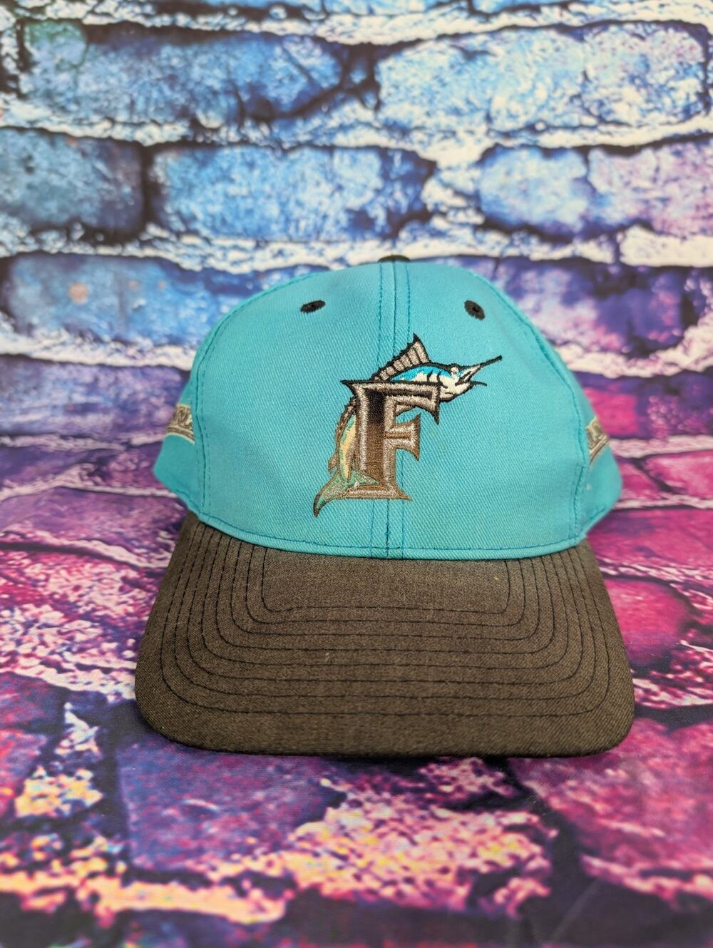 Vintage Florida Marlins Twins Enterprises Snapback Hat MLB Sun Faded